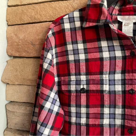Jones New York Sport Red White Plaid Button Shirt Women Medium EUC - Picture 3 of 11